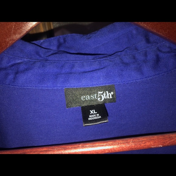 Blue t short with small collar - Picture 2 of 2